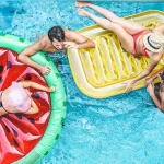 pool spielzeug